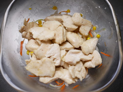 鶏むね肉と野菜のマリネの作り方
